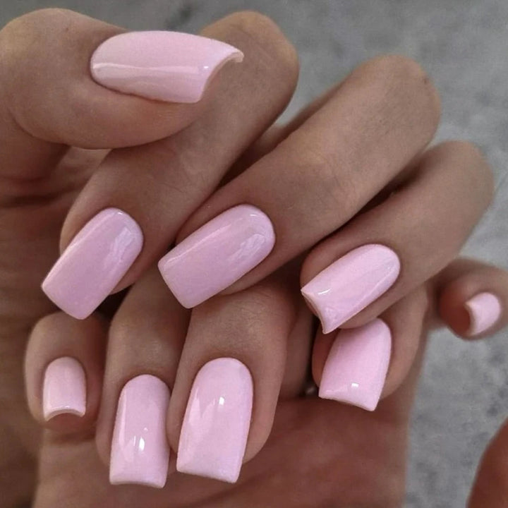 High-Gloss Square Nail Extensions