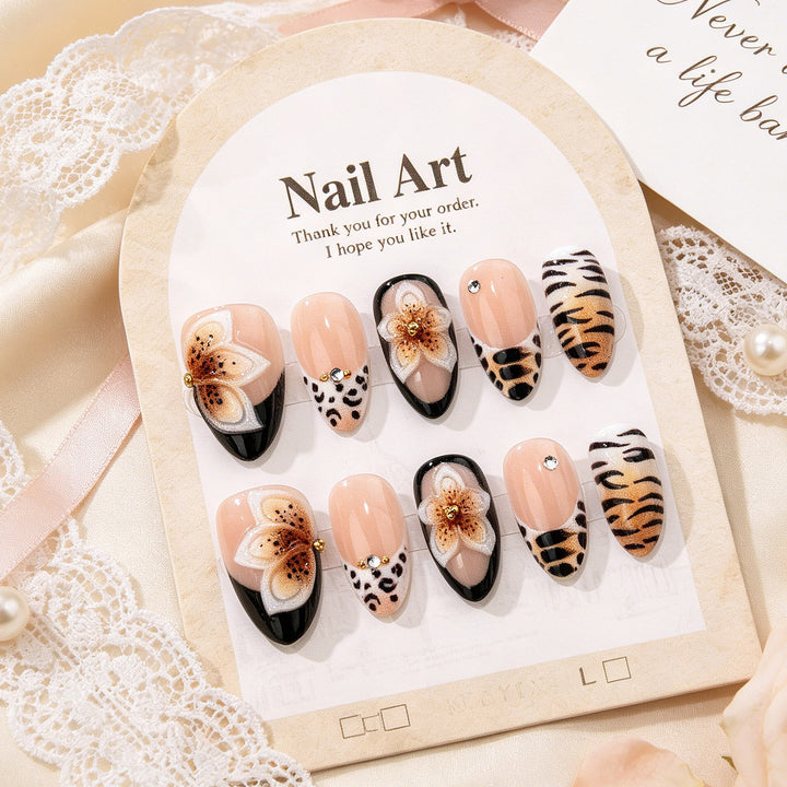 Artistic Animal Print Press-On Nail Art Set Kalsten