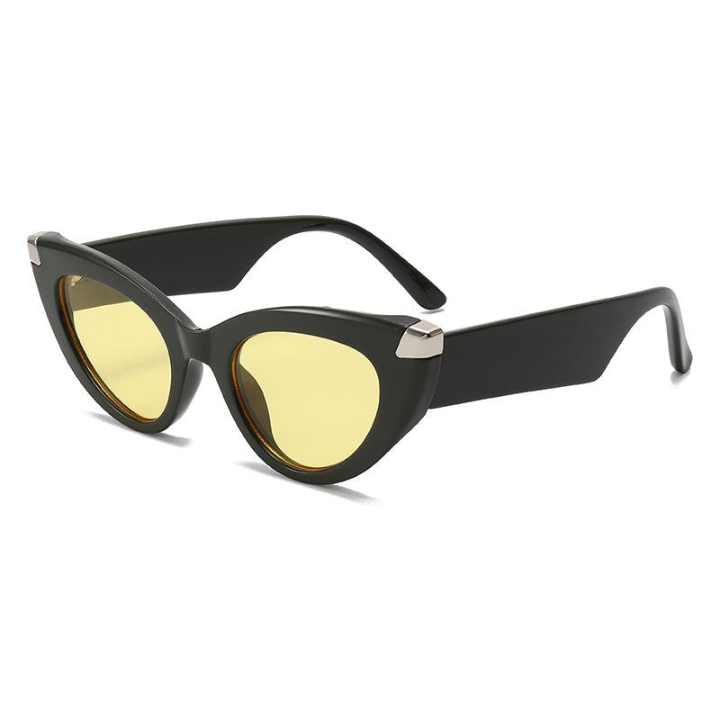 Ladies Cat-Eye Sunglasses in Luxurious Tortoise Design Kalsten