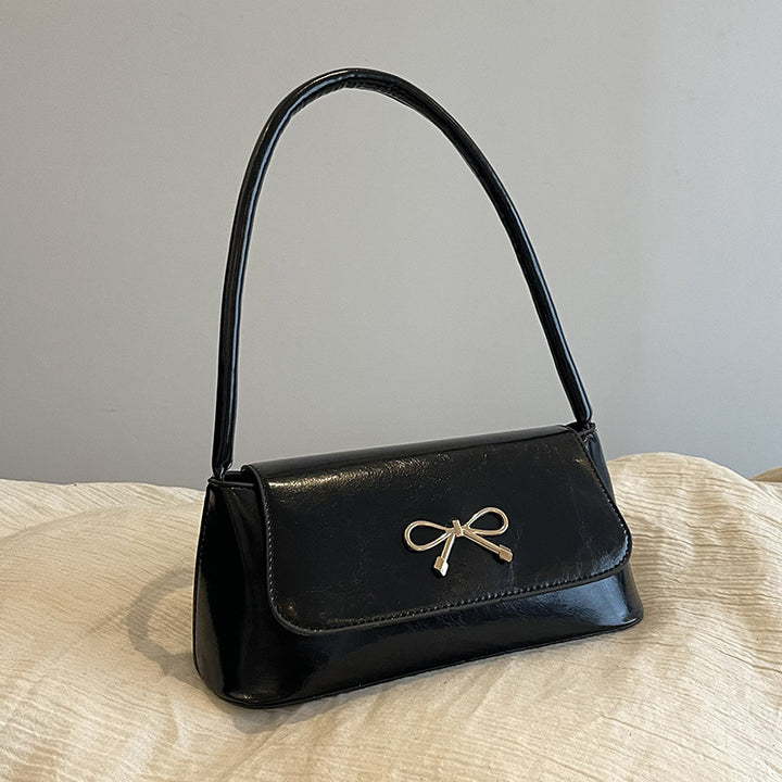 Elegant Bow-Detail Handheld Handbag