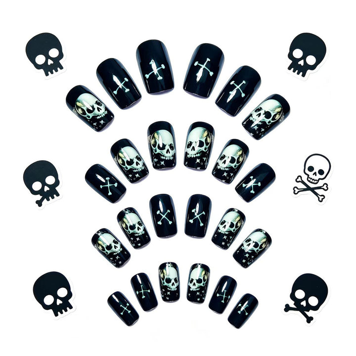 Gothic Skull Nail Art Kalsten