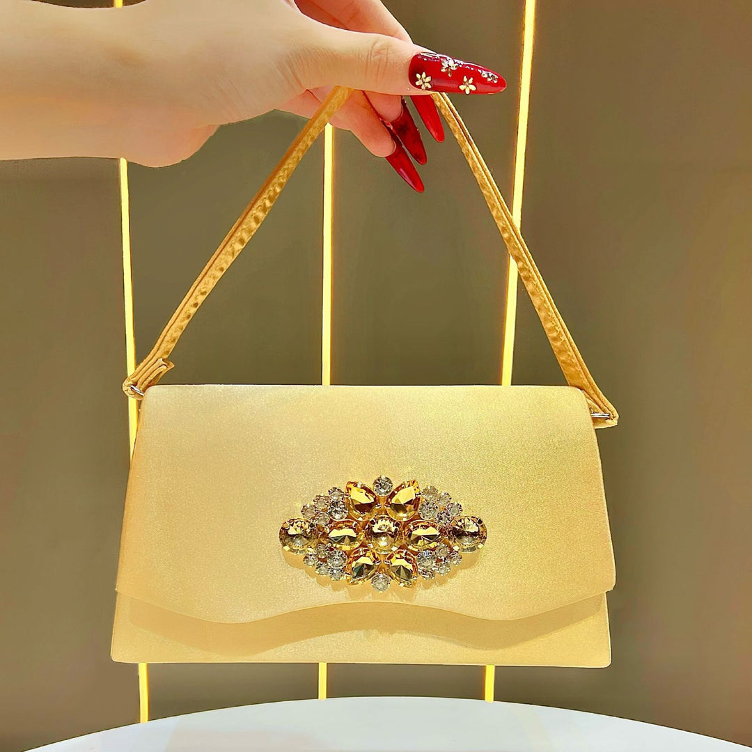 Elegant Rhinestone-Studded Evening Handbag