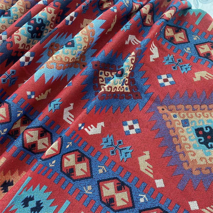 Artistic Floral Patterned Throw Blanket