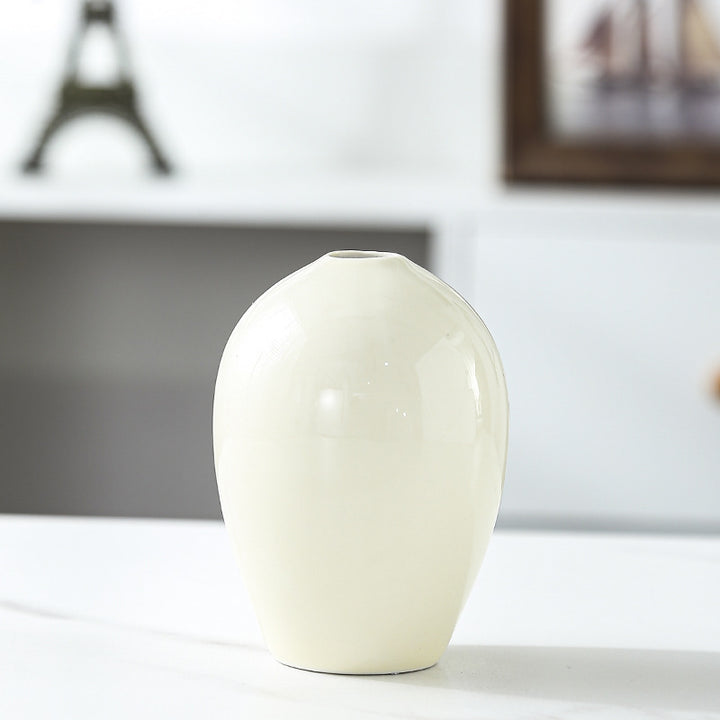 Elegant Handmade Ceramic Flower Vase Kalsten
