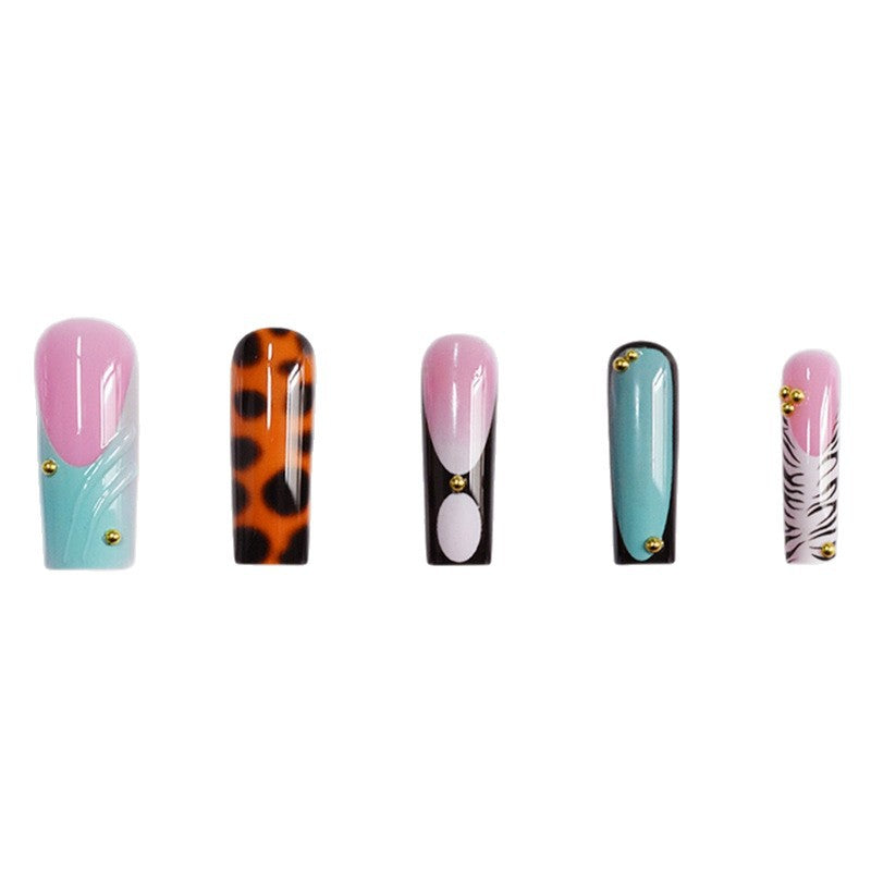 Artistic Nail Art Kalsten