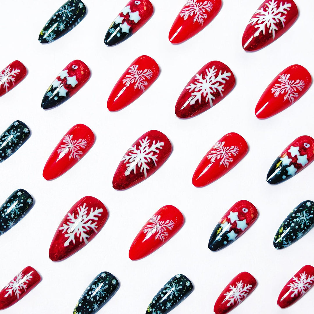 Festive Snowflake Nail Art Kalsten