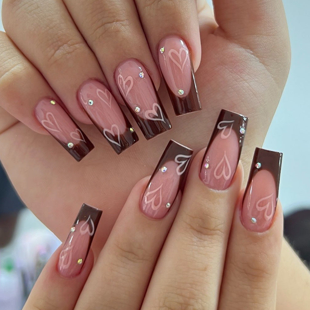 Artificial nail set with romantic heart designs Kalsten