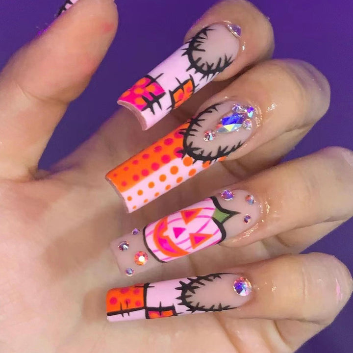 Artistic Halloween-Themed Nail Art Set Kalsten