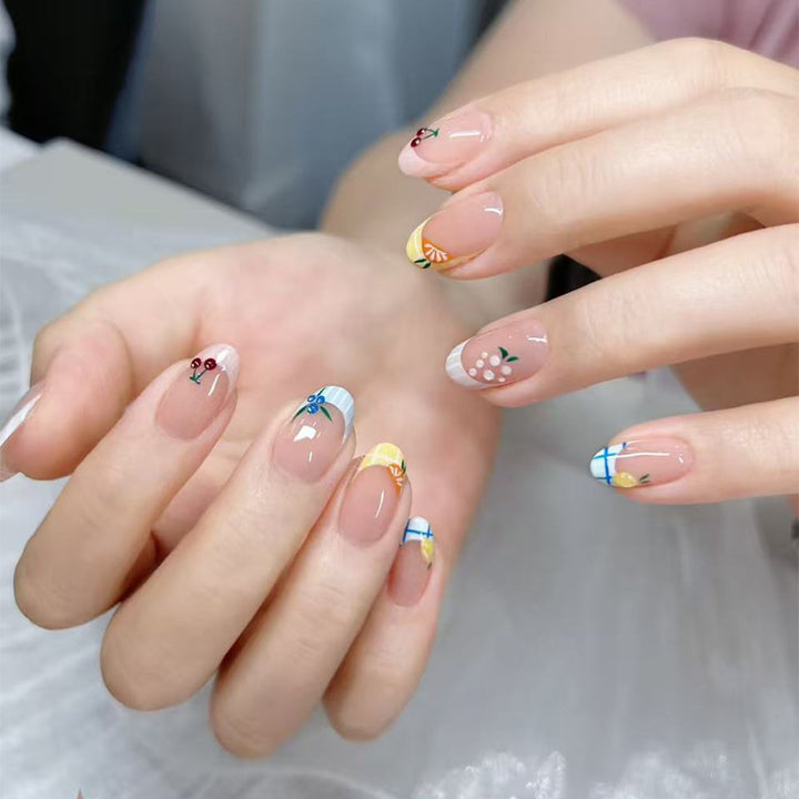 Creative Nail Art with Exotic Leaf Design Kalsten