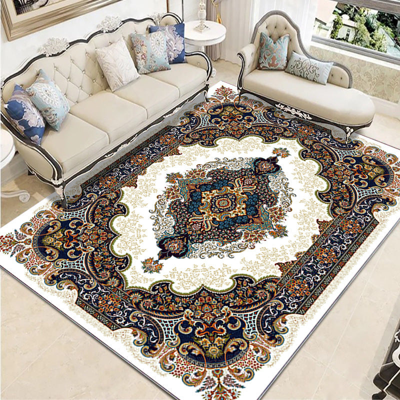 Vintage-Inspired Floral Area Rug