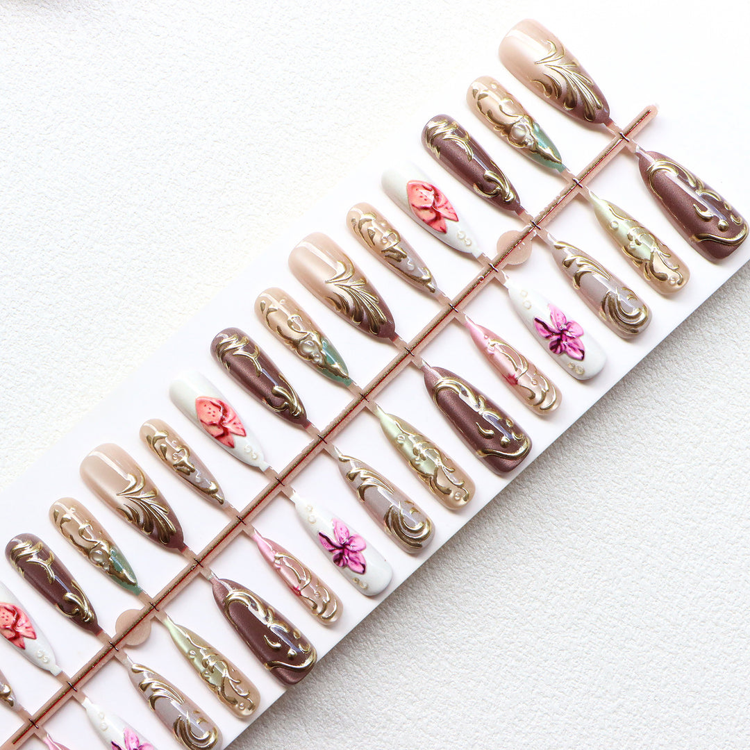 Artistic Gel Nail Design Kalsten