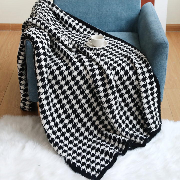 Cozy Knitted Throw Blanket Kalsten