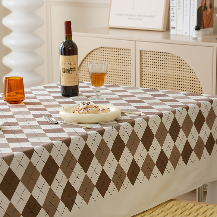 Washable PVC-coated tablecloth with diamond pattern