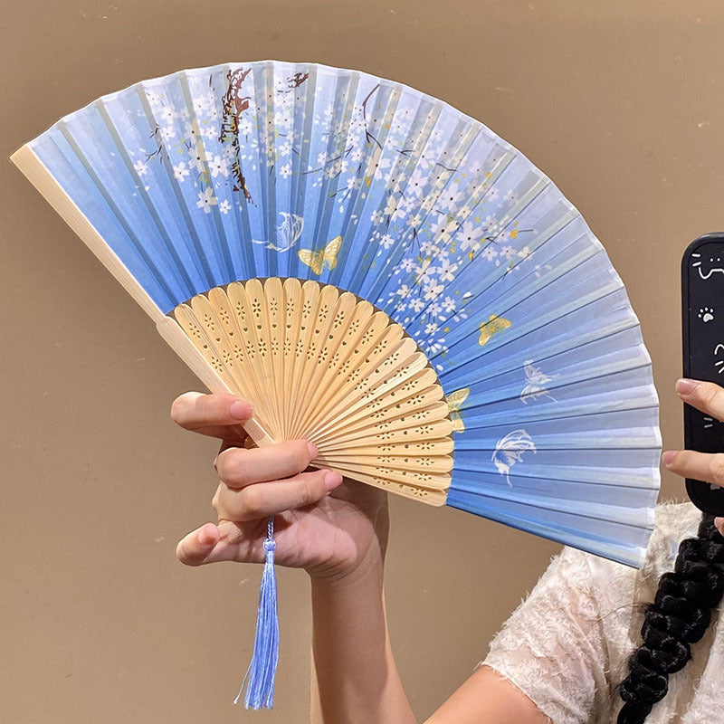 Handcrafted fan with Elegant flower pattern Kalsten