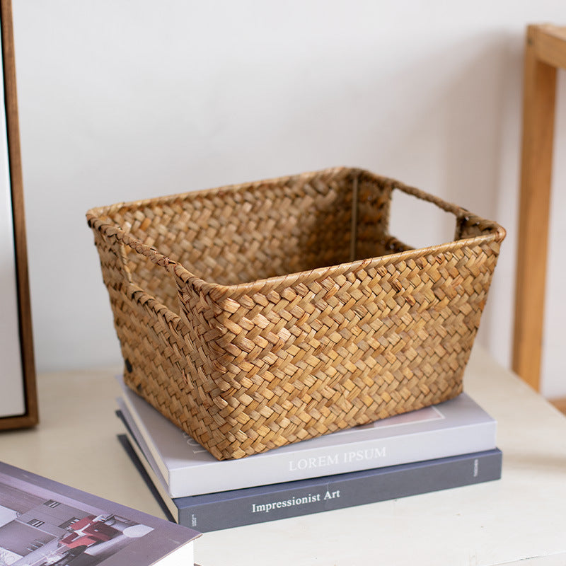 Unisex storage basket made of handwoven natural material Kalsten