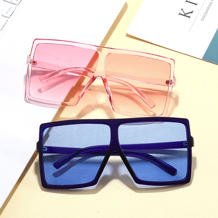 Women's Oversized Sunglasses in Fashionable Geometric Design Kalsten