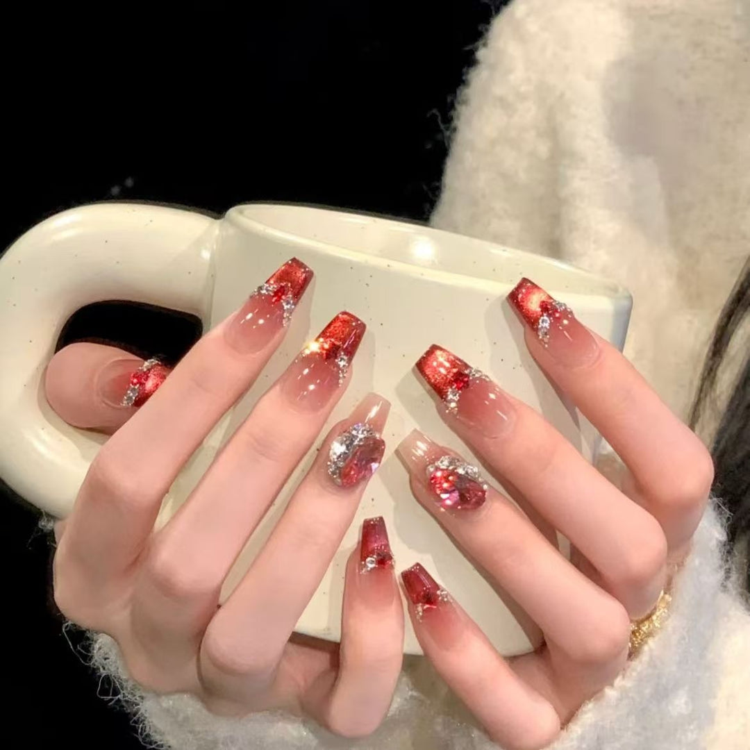 Glittering Stiletto Press-On Nail Enhancements
