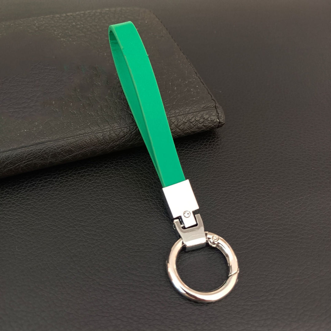 Elegant Leather Keychain Holder Kalsten
