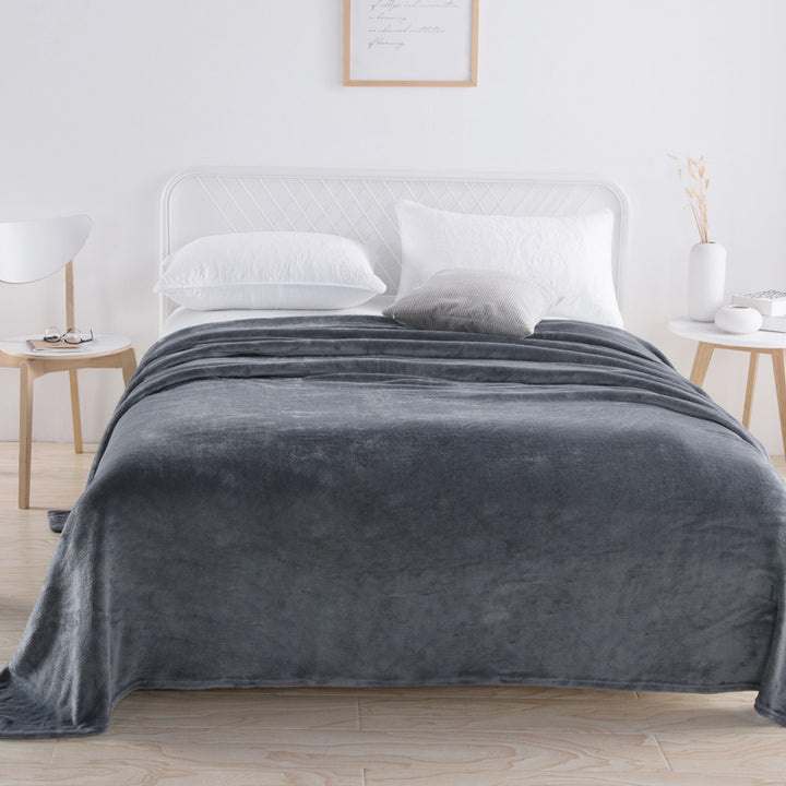 Luxury Soft Velvet Throw Blanket