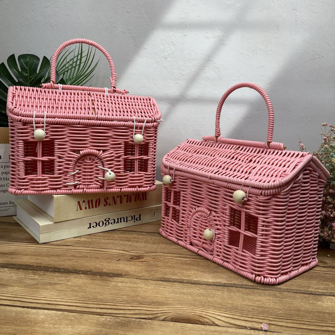 Women's stylish braided basket with rounded roof Kalsten