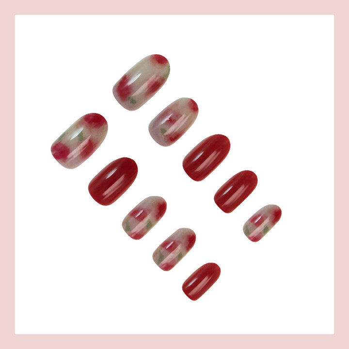 Nail art set with floral accents and glossy finish Kalsten