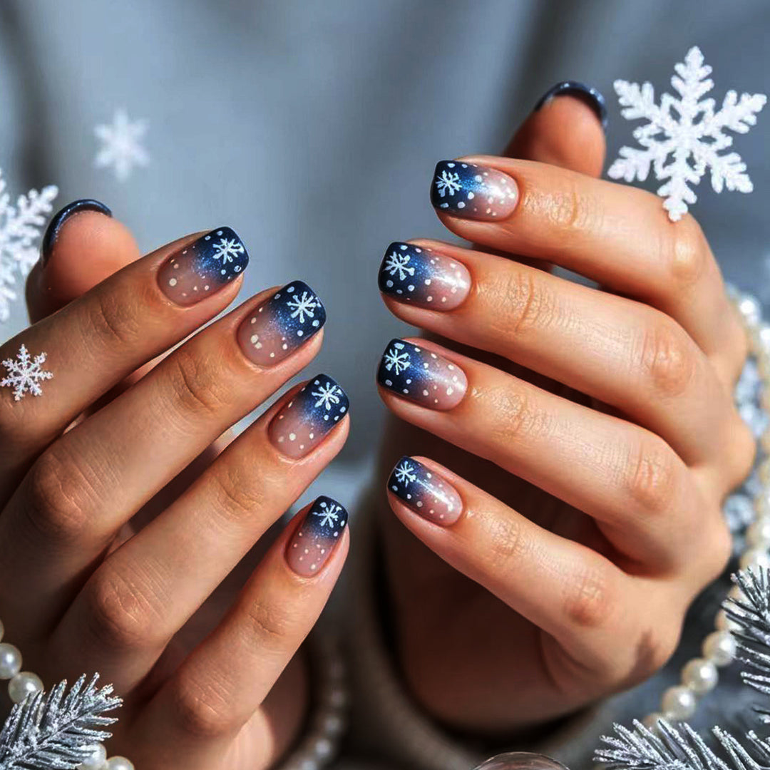 Artificial nails with winter snow crystal design Kalsten