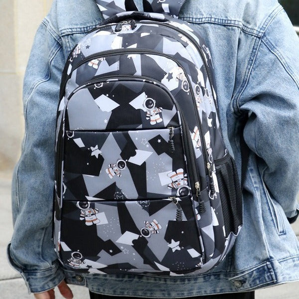 Fashionable school backpack with astronaut motif Kalsten