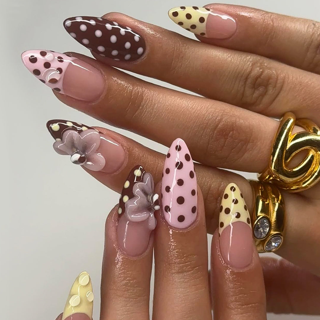 Decorative Press-On Nail Art Set Kalsten