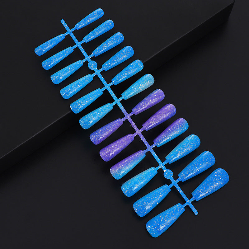 Artificial nails in creative drop design Kalsten