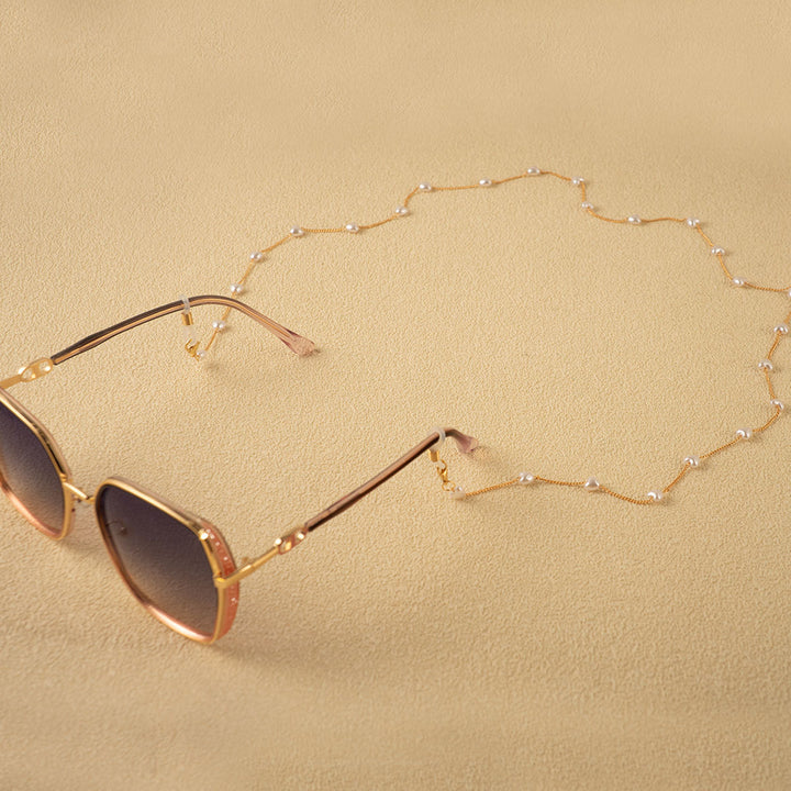Pearl-Linked Eyewear Holder Kalsten