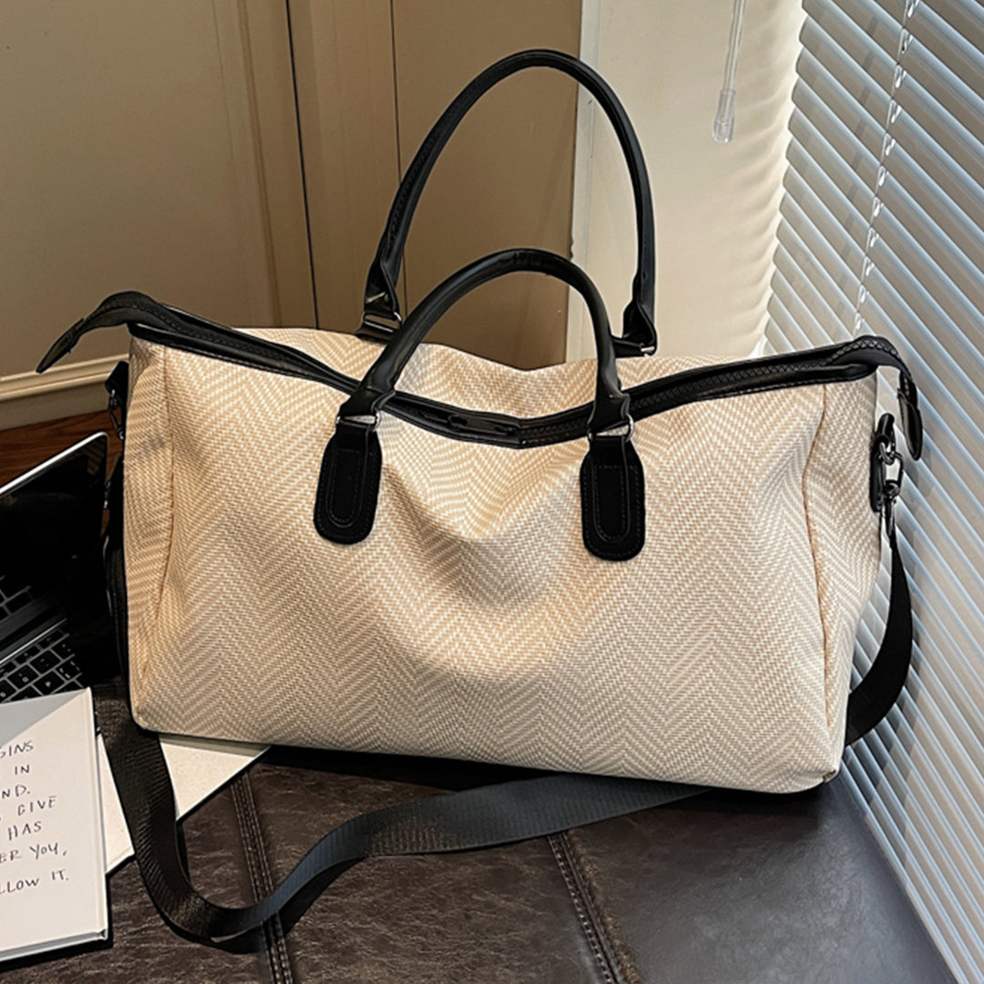 Elegant Travel Bag with Innovative Compartment Design Kalsten