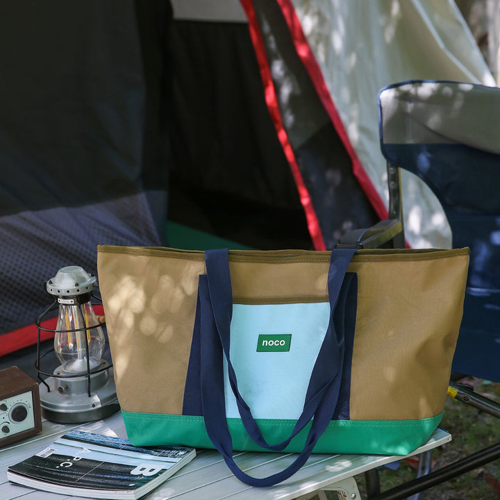 Durable Multi-Pocket Weekend Tote