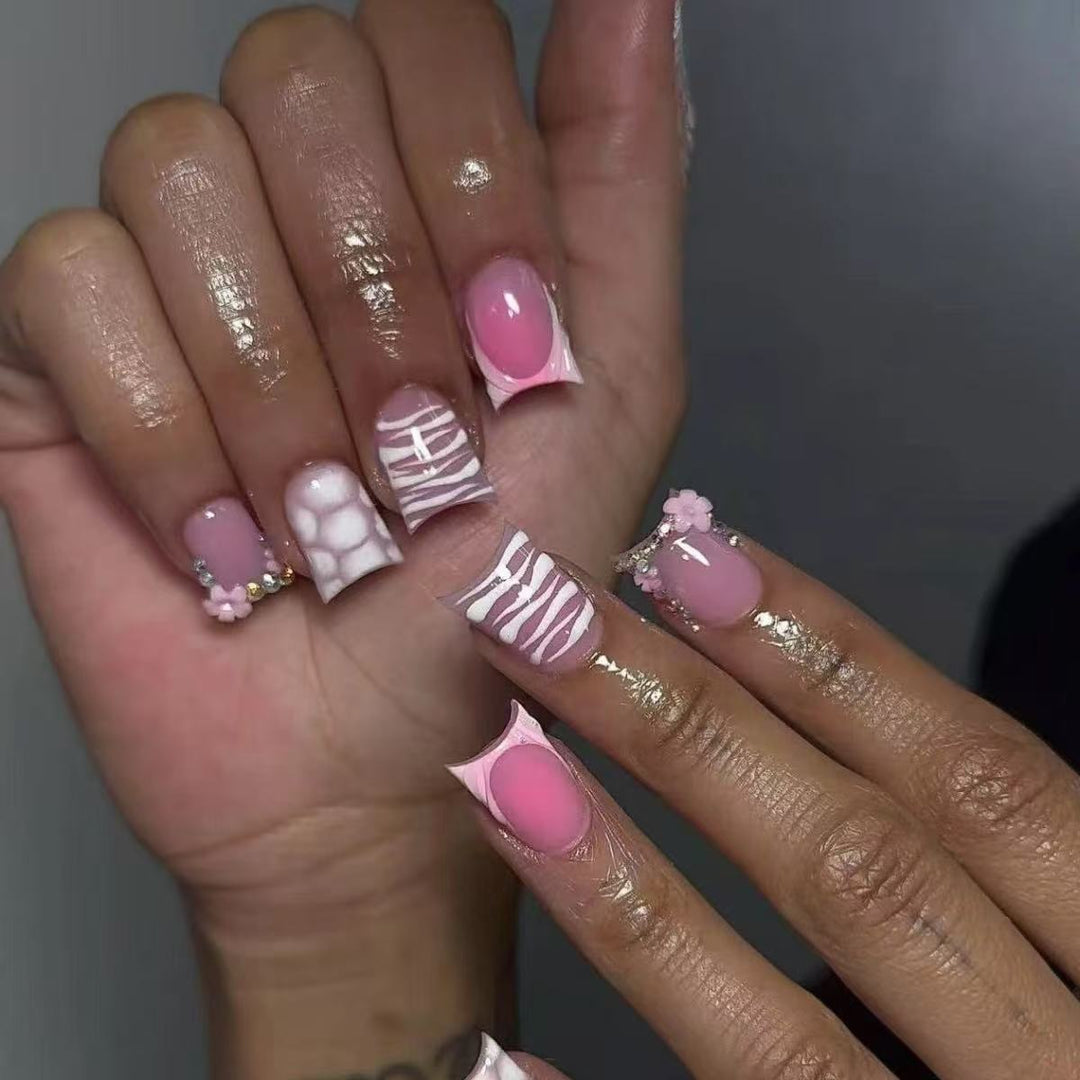 Decorative Artistic Press-On Nail Set
