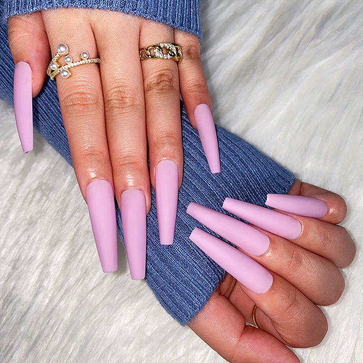 Artificial extensions in trendy stiletto style Kalsten
