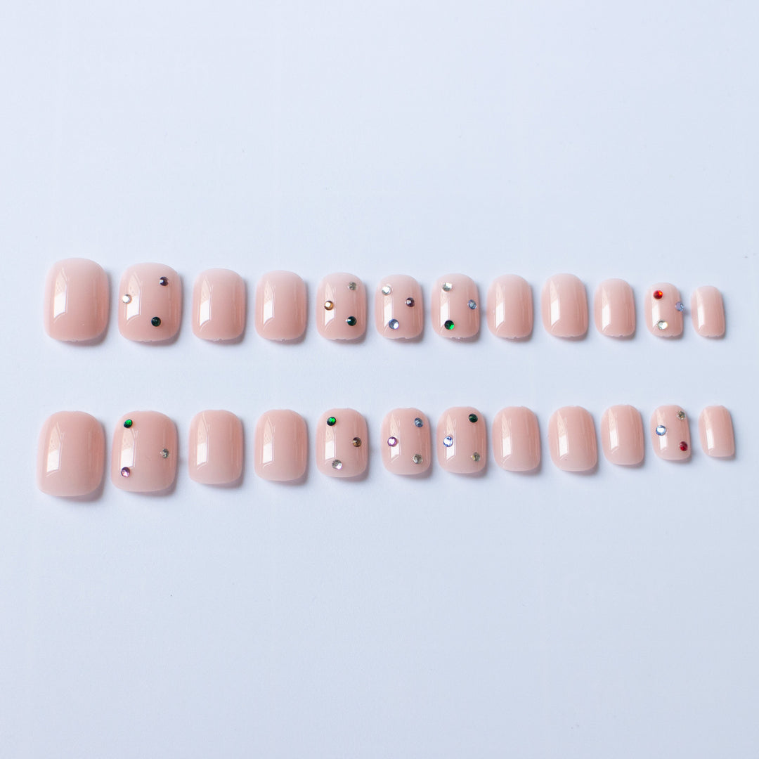 Artistic Rhinestone-Embellished Nail Art Kit