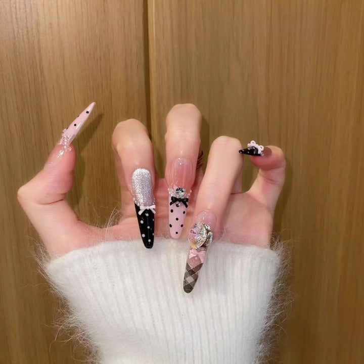 Glamorous Stiletto Nail Art Extensions