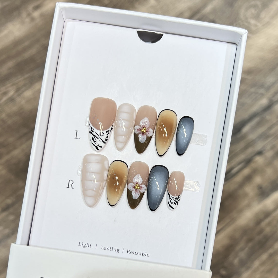 Decorative Floral Stiletto Press-On Nail Set Kalsten