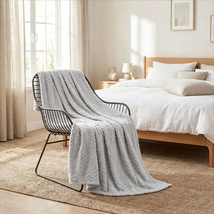 Chevron Patterned Plush Throw Blanket