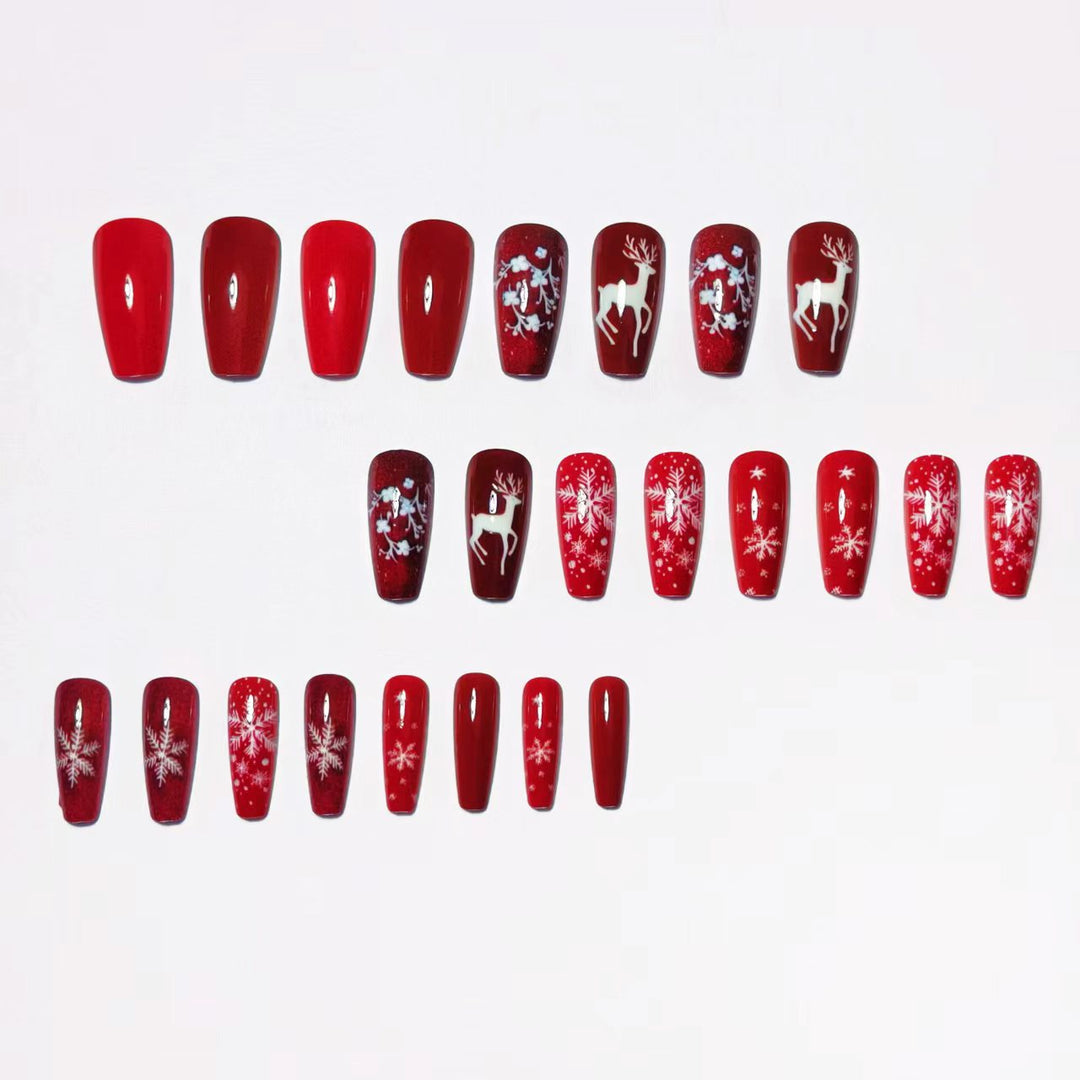 Festive Winter-Themed 3D Nail Art Kalsten