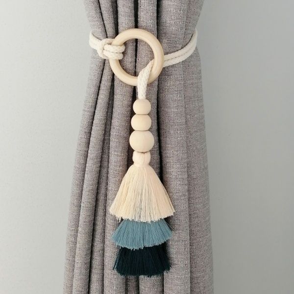 Decorative curtain holder with tassels Kalsten