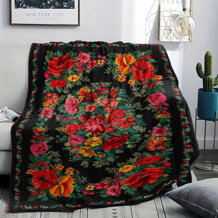 Floral Garden-Themed Plush Blanket