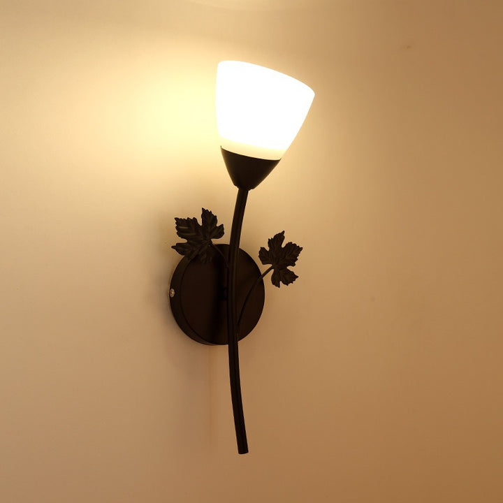 Decorative Leaf Wall Sconce