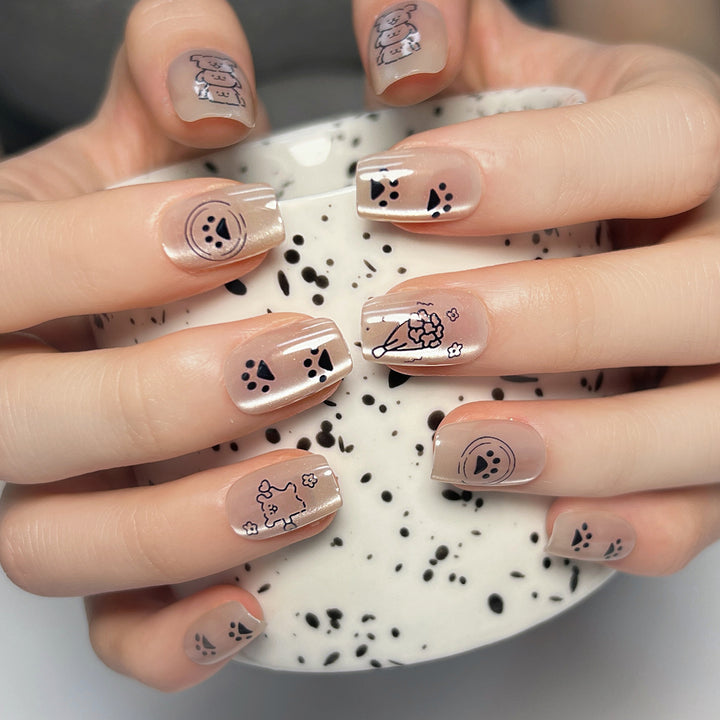 Artificial nail art with playful animal motifs Kalsten