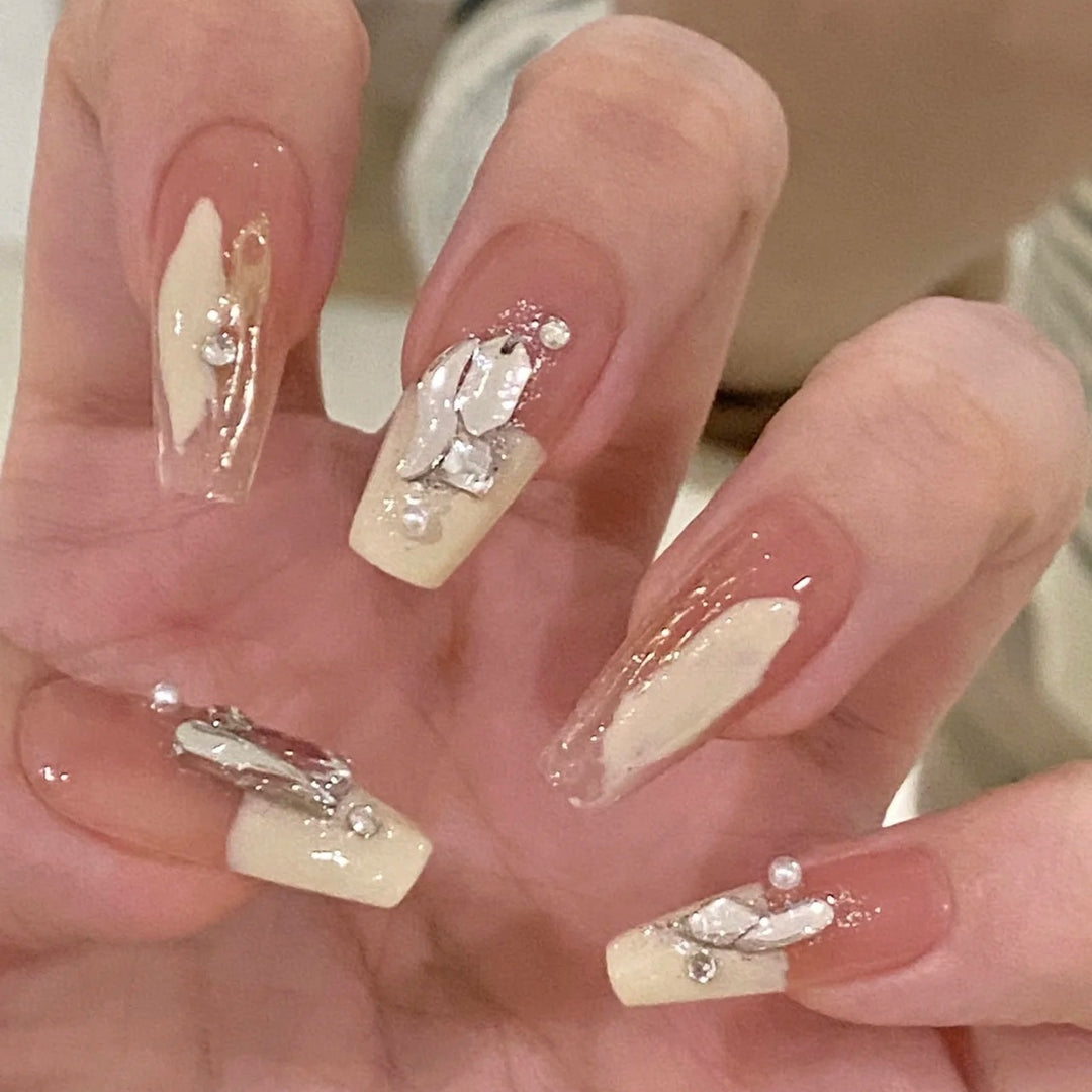 Elegant Deluxe Artificial Nails Kalsten