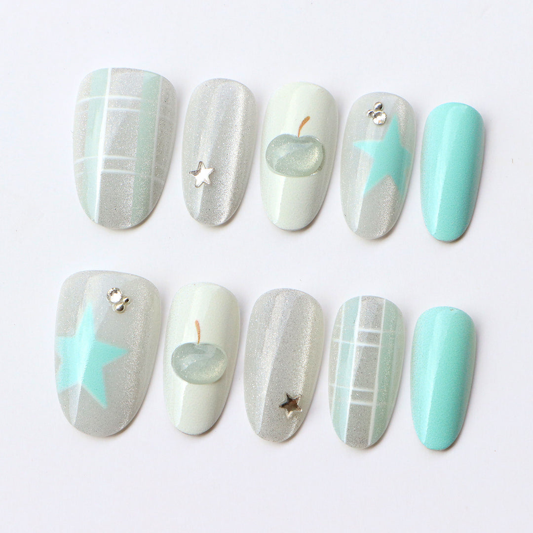 Stylish Press-On Nail Art Set with Geometric Patterns