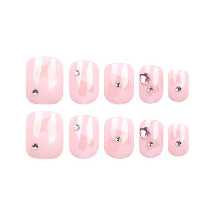 Artistic Nail Art with Glitter and Heart Designs Kalsten