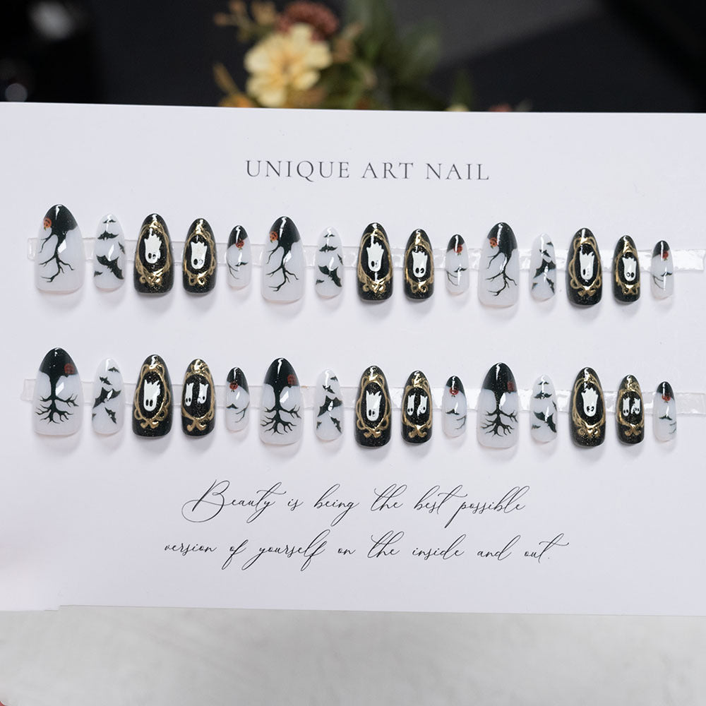 Artistic Halloween-Themed Press-On Nails