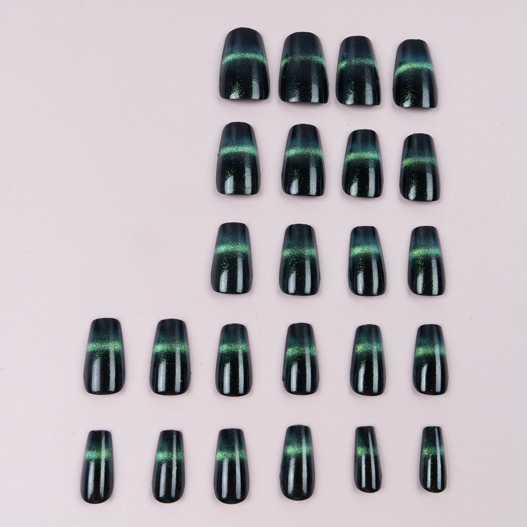 Press-On Nail Art Set with Glossy Gradient Design