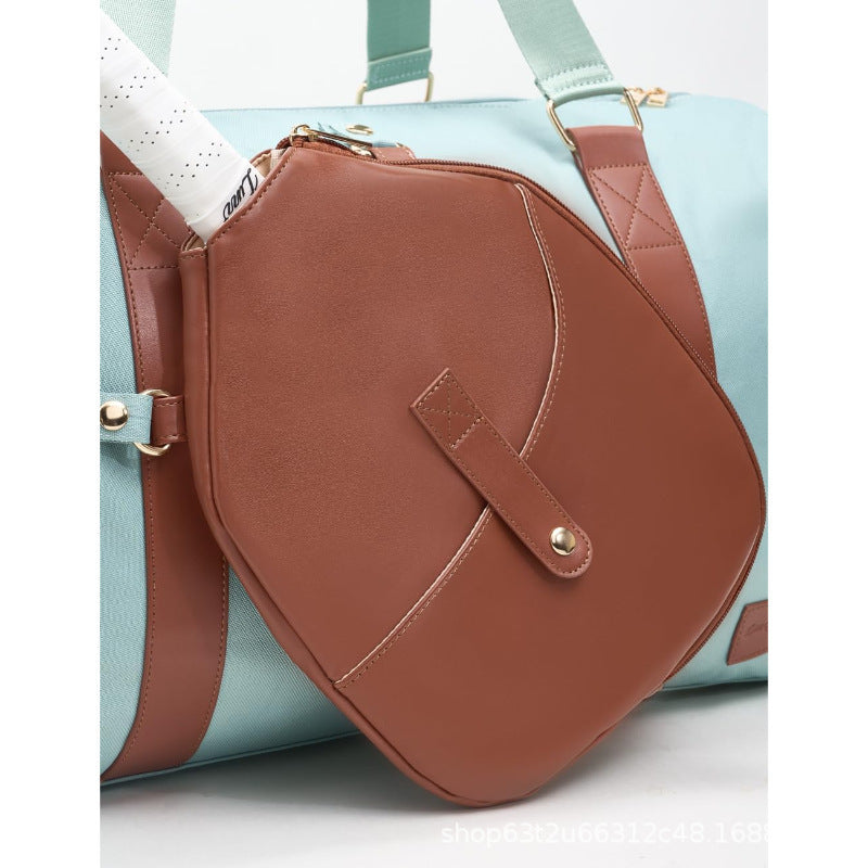 Elegant sports and travel bag with integrated accessory compartment Kalsten