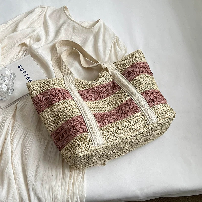 Spacious Handbag Made of Woven Natural Material Kalsten